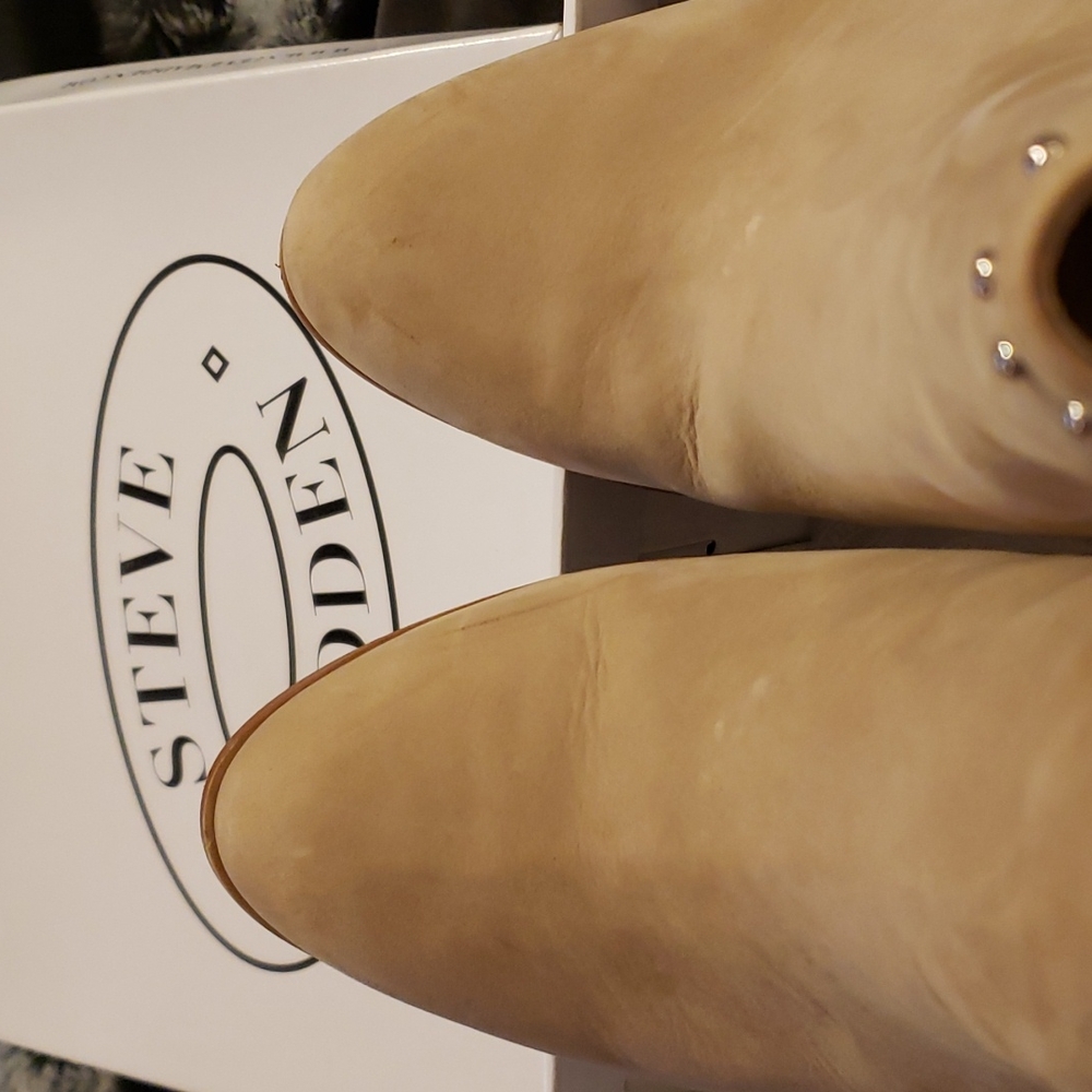 Booties - Picture 5 of 6